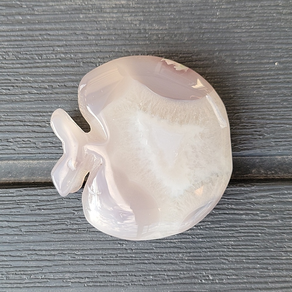 Agate Crystal Apple - Picture 2 of 4